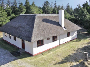 Lyng Villa